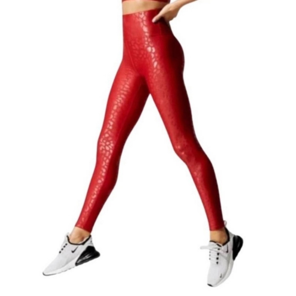 Carbon 38 Red Leopard Pants M : High-rise Leggings.